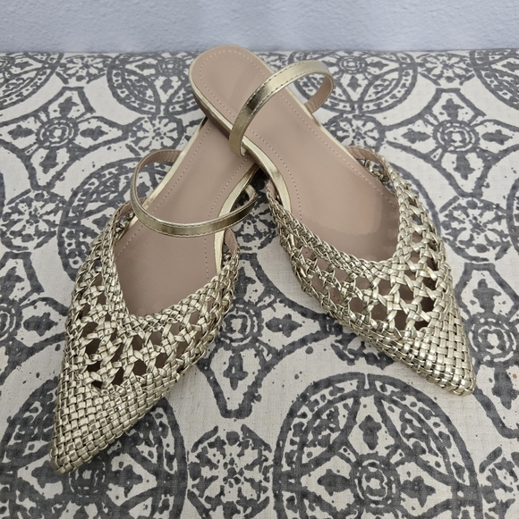JF Solanna Gold Woven Mules - Picture 3 of 11